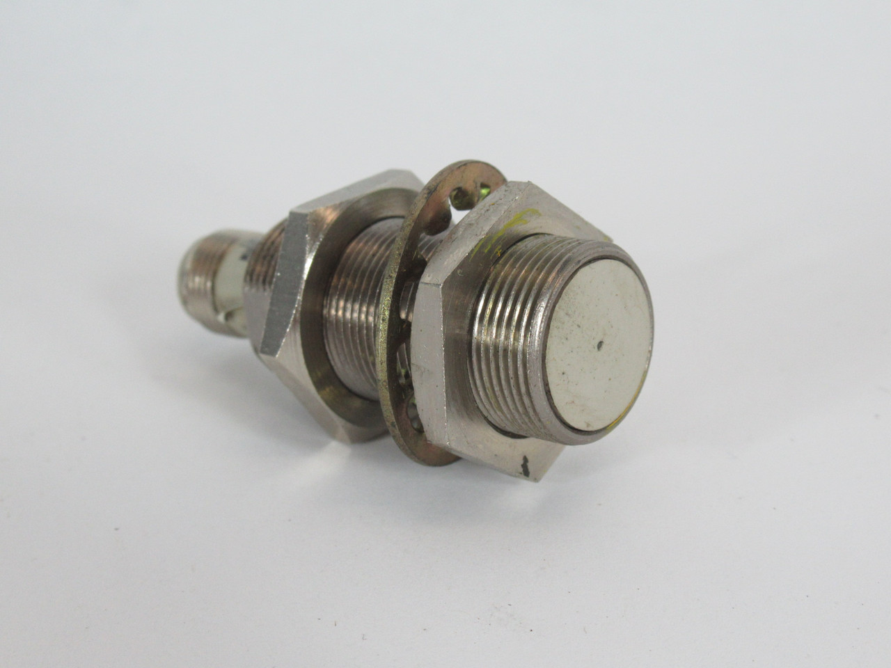 Omron E2E-X7D1-M1 Inductive Proximity Sensor 12-24VDC 7mm Sensing DC NO USED