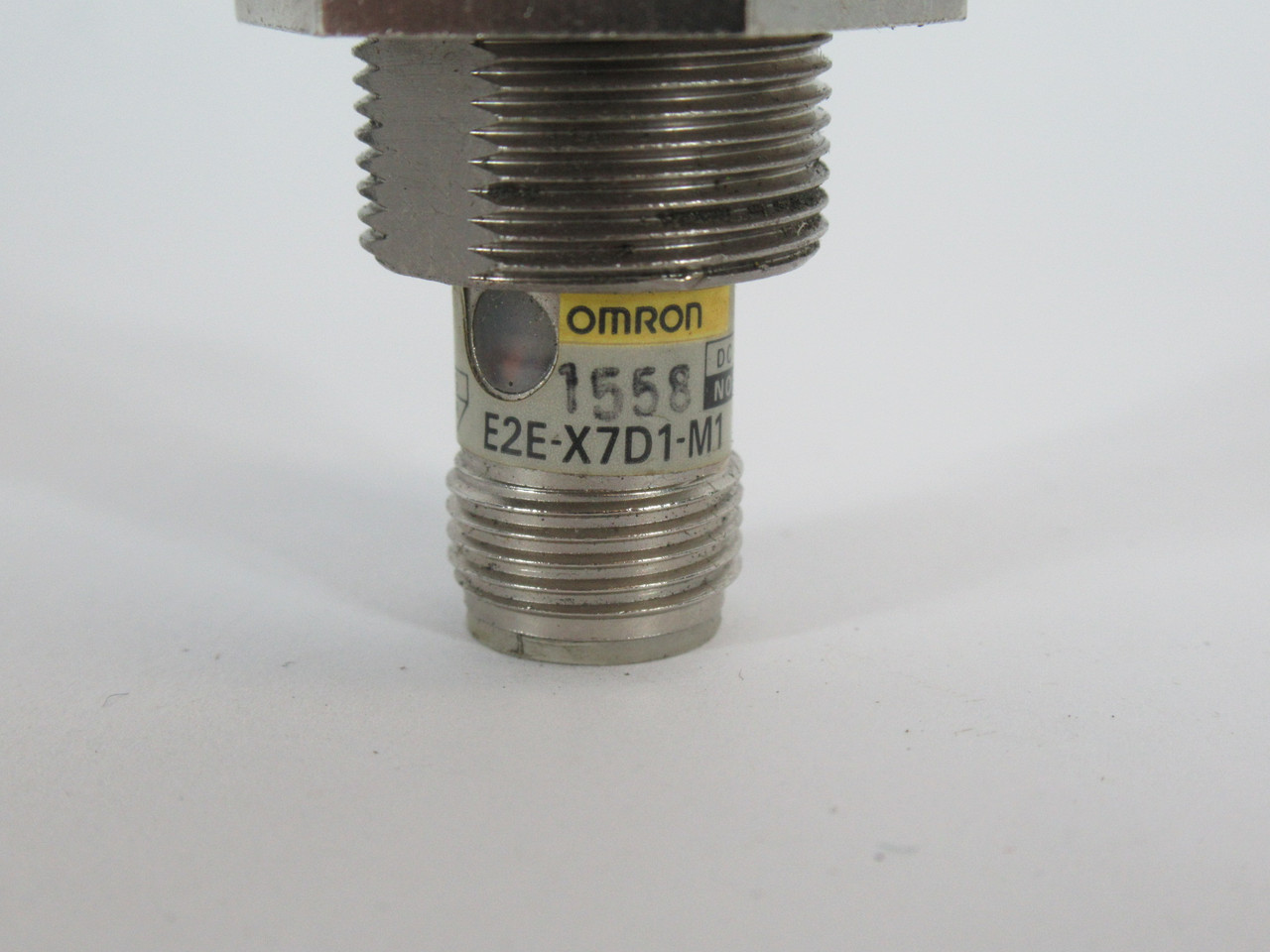 Omron E2E-X7D1-M1 Inductive Proximity Sensor 12-24VDC 7mm Sensing DC NO USED