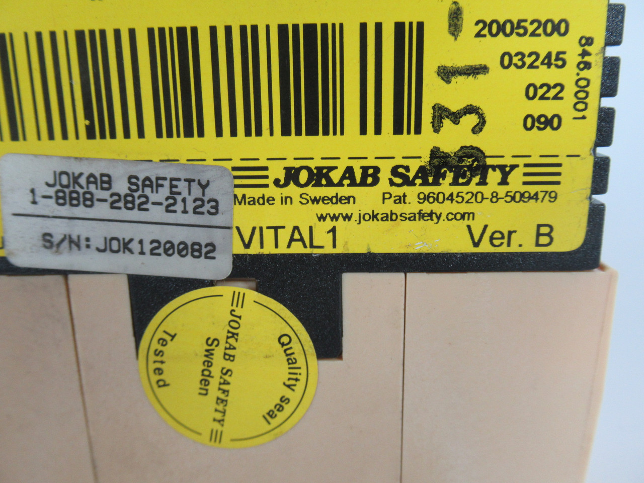 Jokab Safety VITAL 1 Safety Relay 24VDC 2NO USED