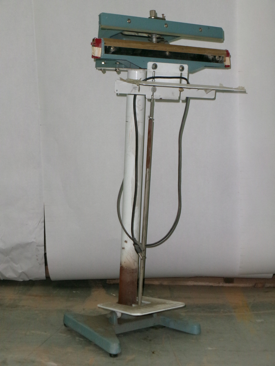 Uline H-89 Impulse Foot Sealer 18x1/16" Seal 120V USED