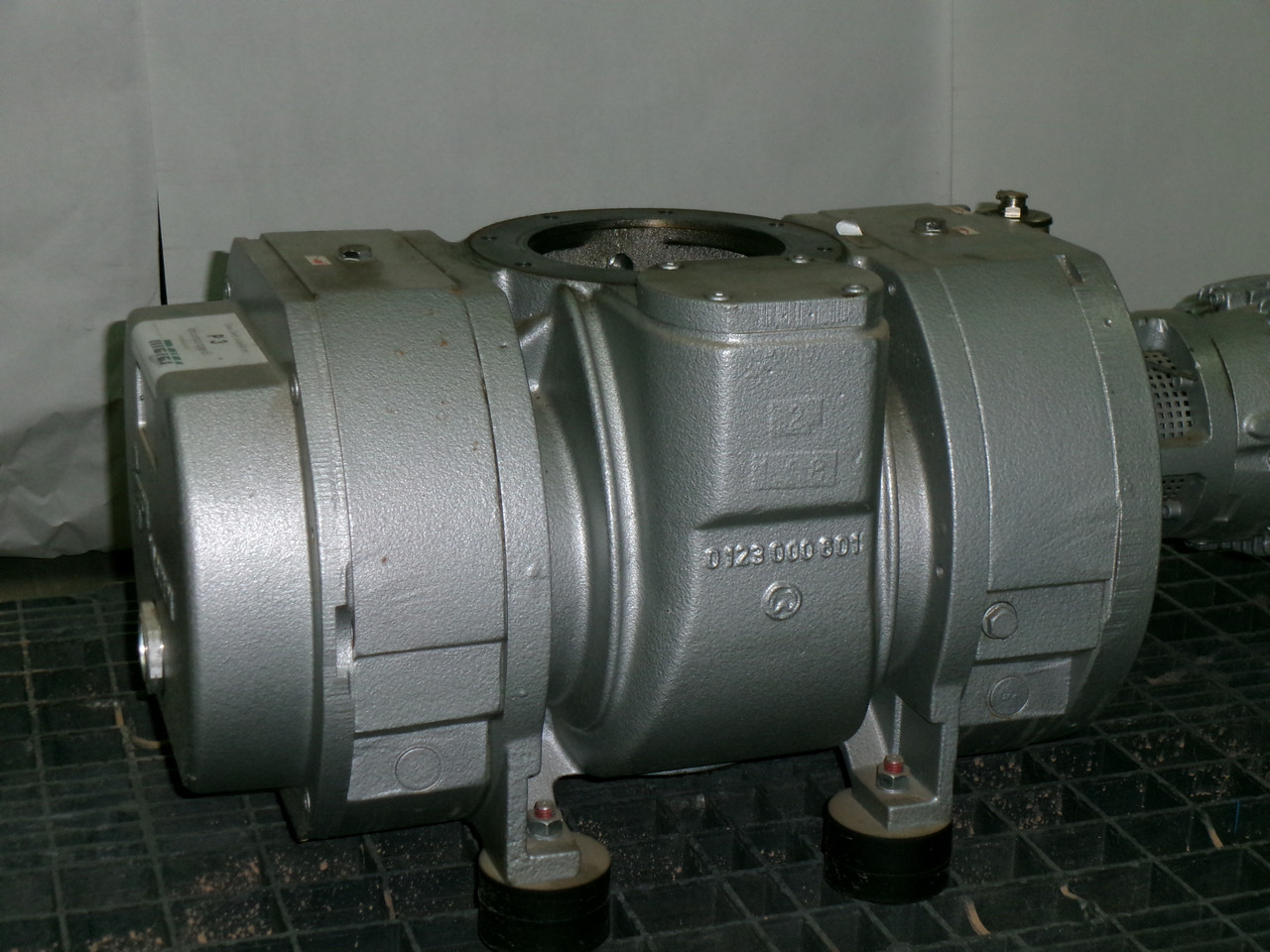 Busch WV 1000 B 001 KDXX Vacuum Pump C/W Motor 3.0 kW Requires CTR100 Oil USED