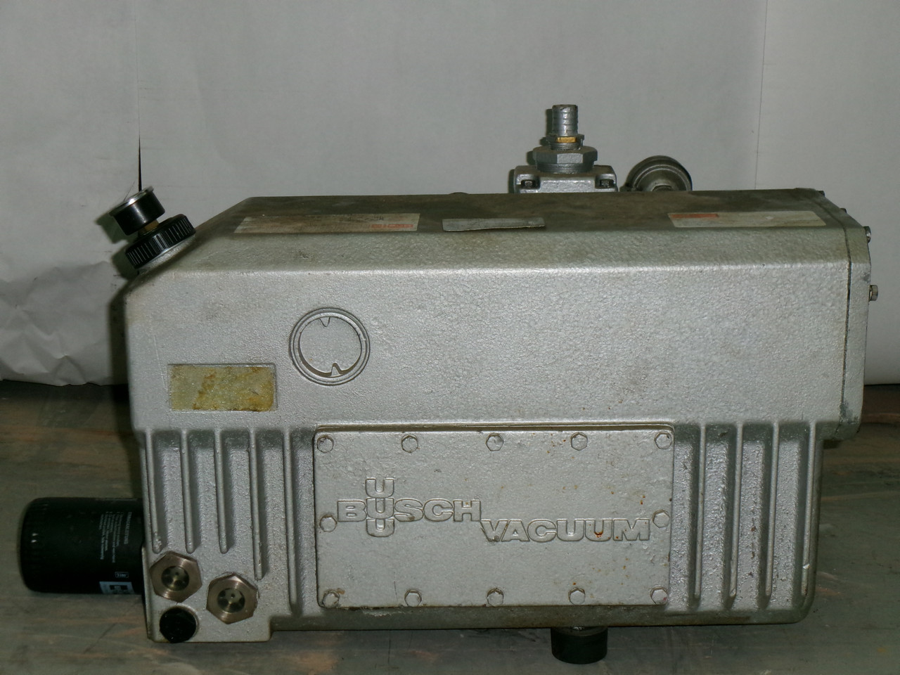 Busch 250-132.4040 Vacuum Pump 0.5 mbar NO MOTOR USED