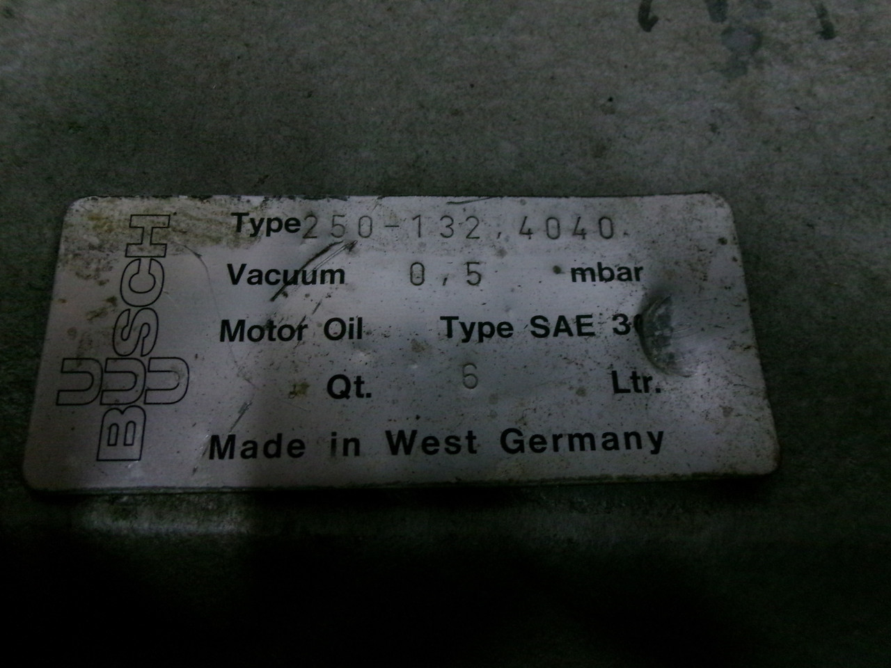 Busch 250-132.4040 Vacuum Pump 0.5 mbar NO MOTOR USED