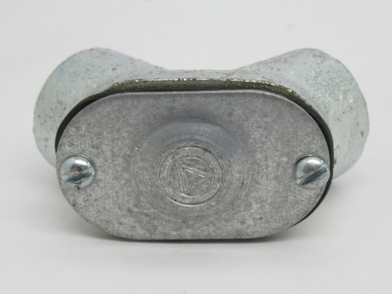 Appleton FFL-50 Threaded 90-Degree Pulling Elbow Raintight 1/2" NOP