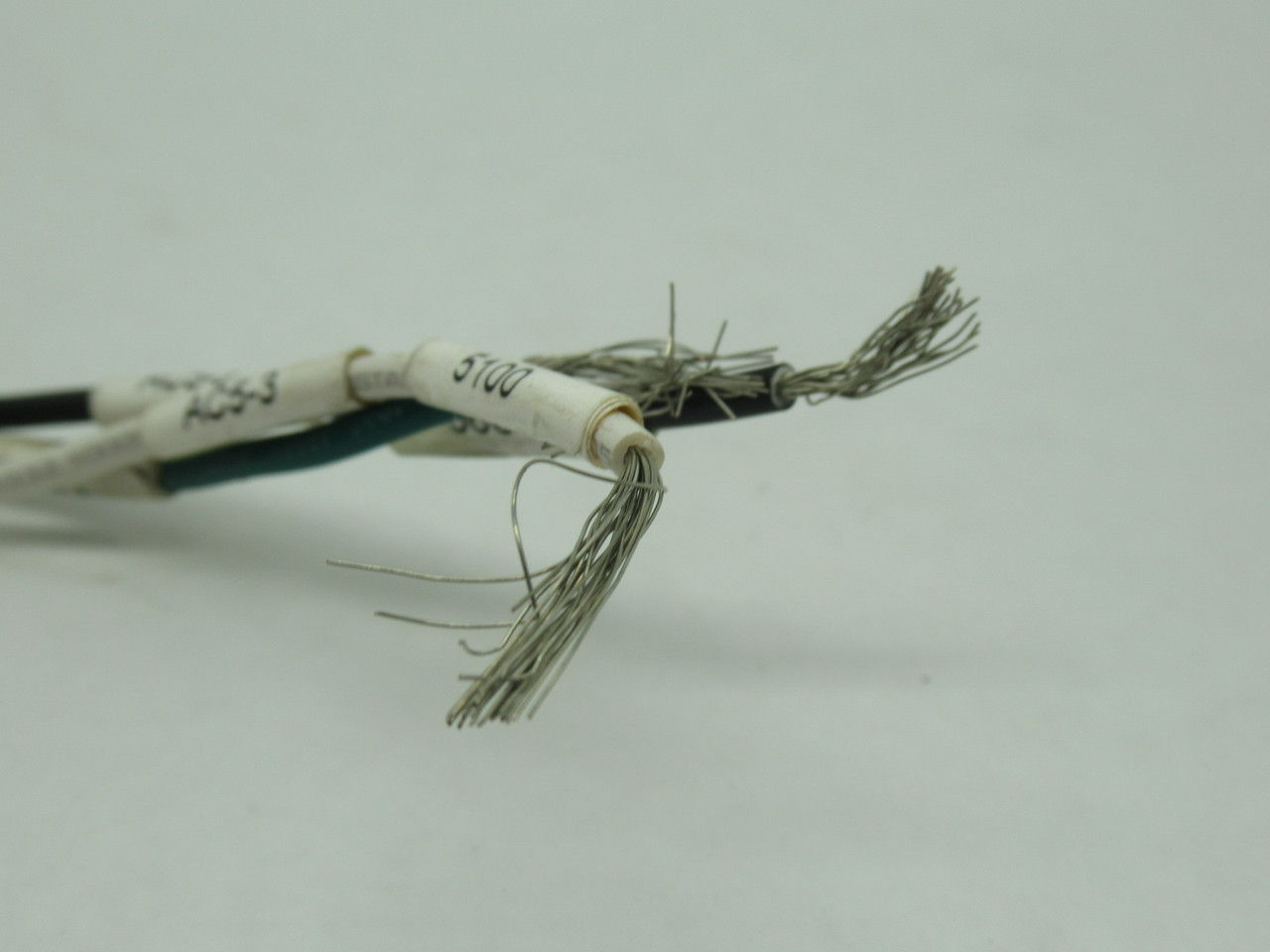 Molex 1R3000A20M030 Mini-Change A-Size Receptacle 3-Pole 1/2" 2' Length USED