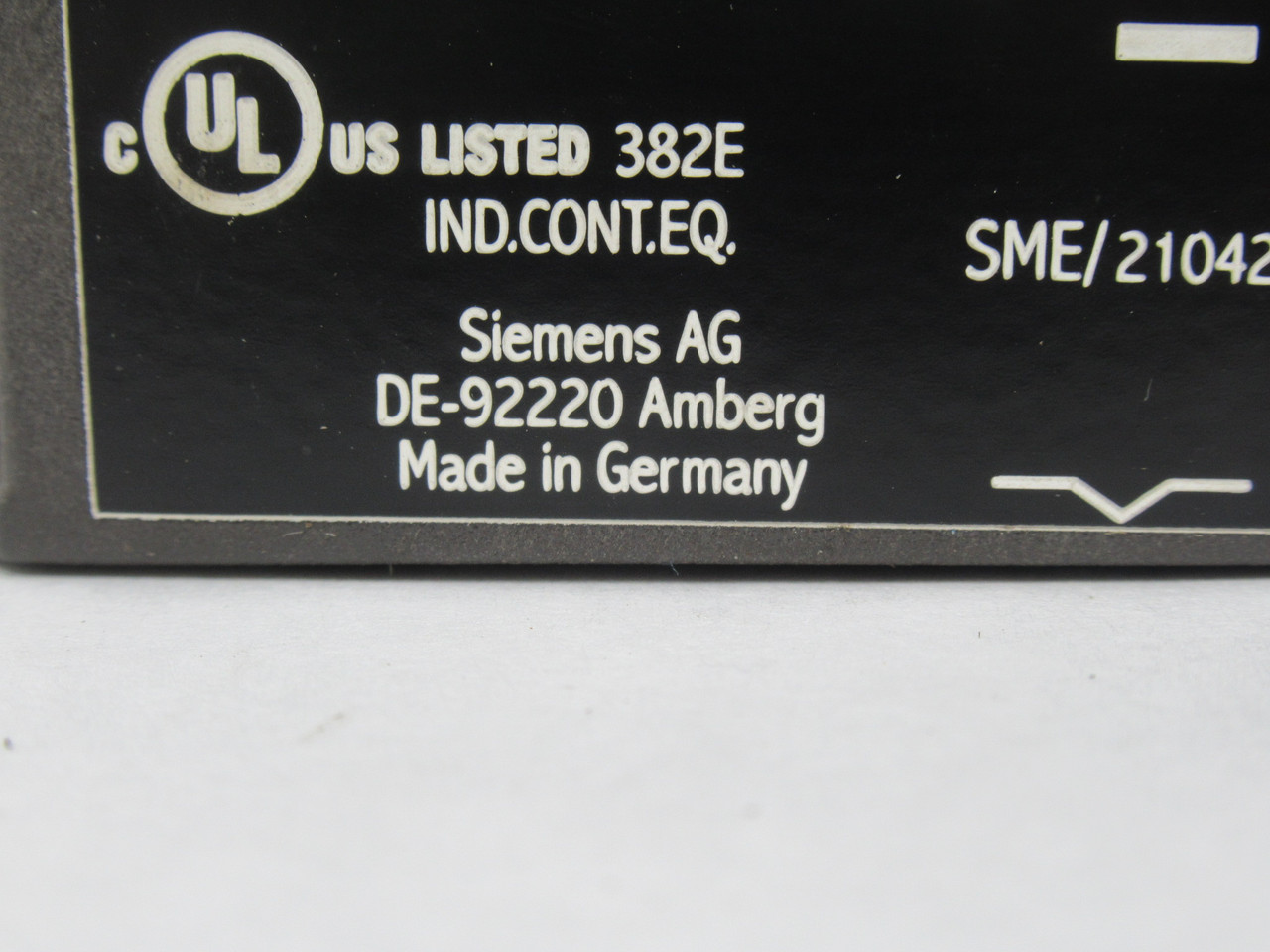 Siemens 3SE6704-2BA Magnetic Safety Switch Actuator 5mm Operating Distance USED