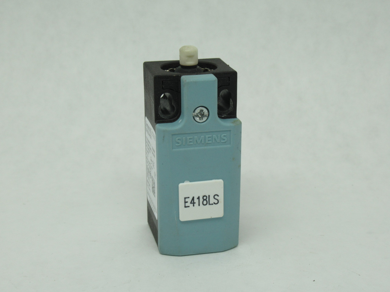 Siemens 3SE5232-0HC05 Position Switch 400V 6A 1NO 1NC USED