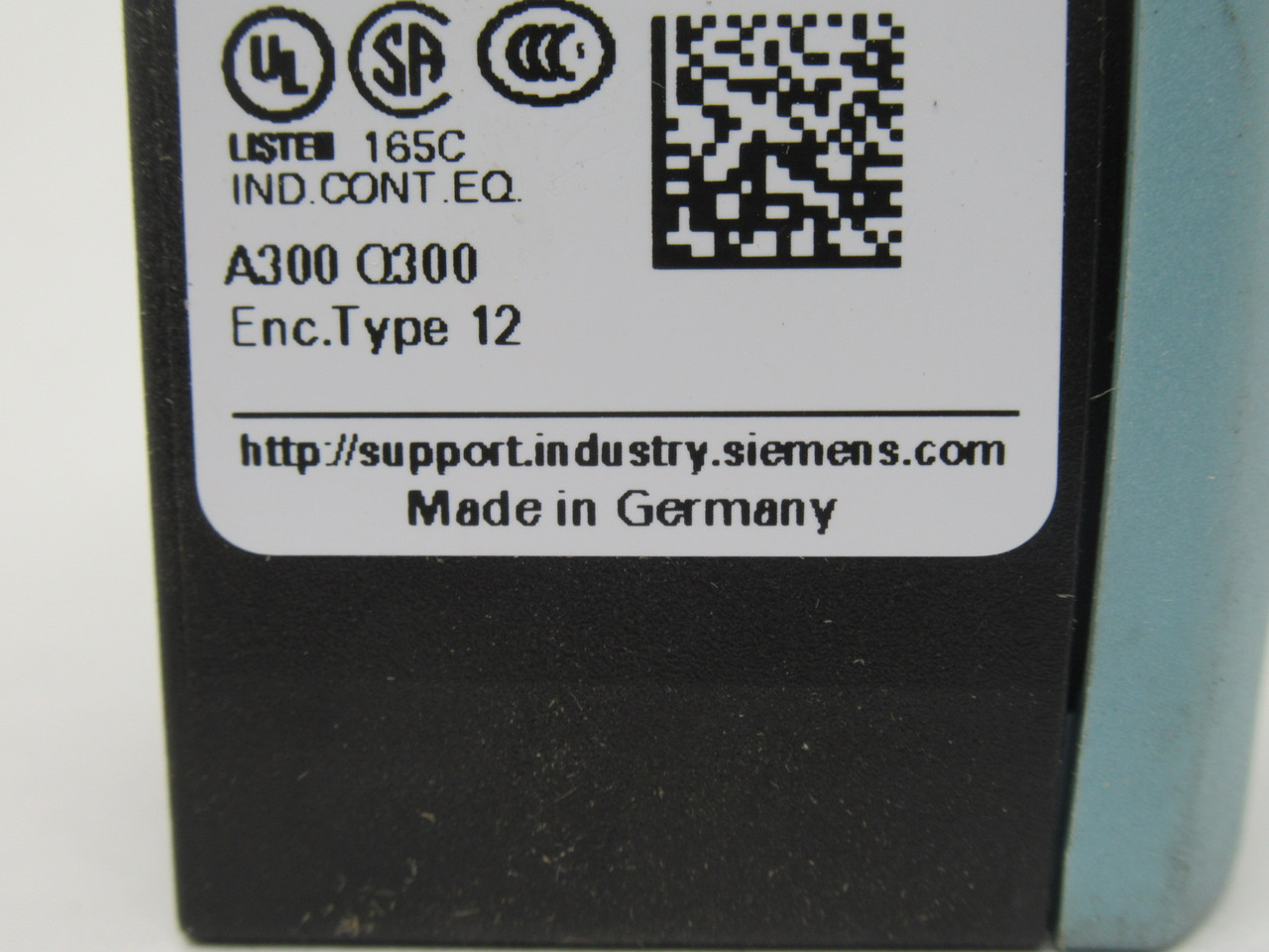 Siemens 3SE5232-0HC05 Position Switch 400V 6A 1NO 1NC USED