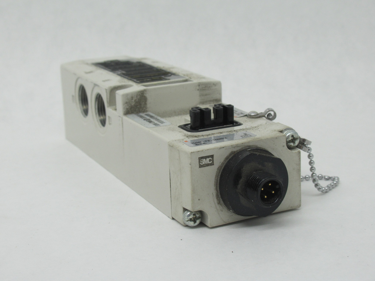 SMC VQ4000-PW-DAK00314 Solenoid Subplate 3/8" Port USED