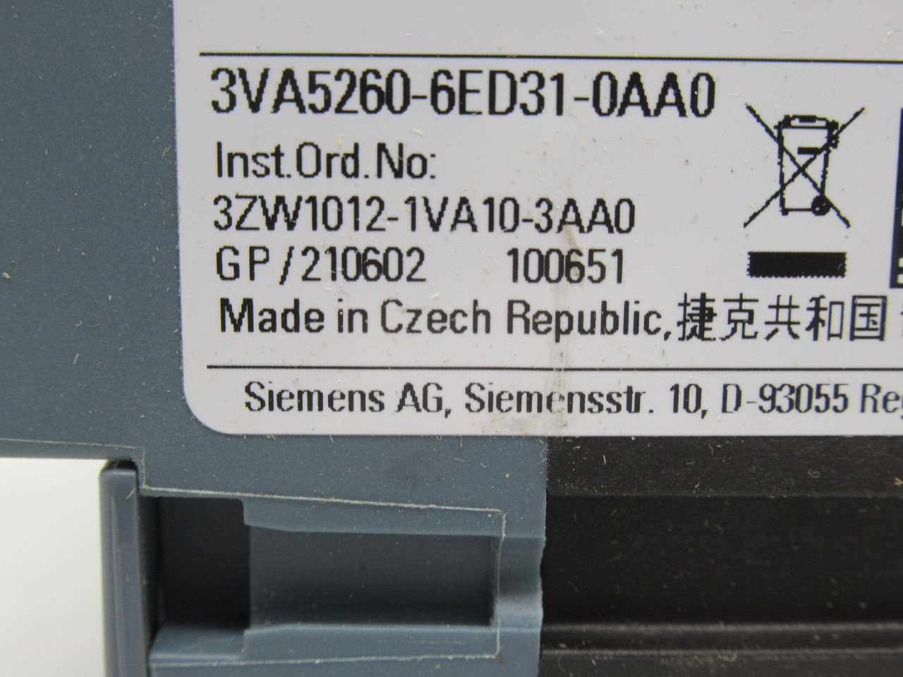 Siemens 3VA5260-6ED31-0AA0 Circuit Breaker 60A 800V SHELF WEAR USED