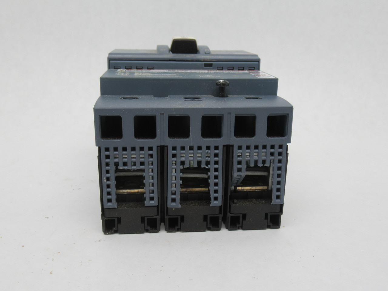 Siemens 3VA5210-6ED31-0AA0 Circuit Breaker 100A 800V SHELF WEAR USED