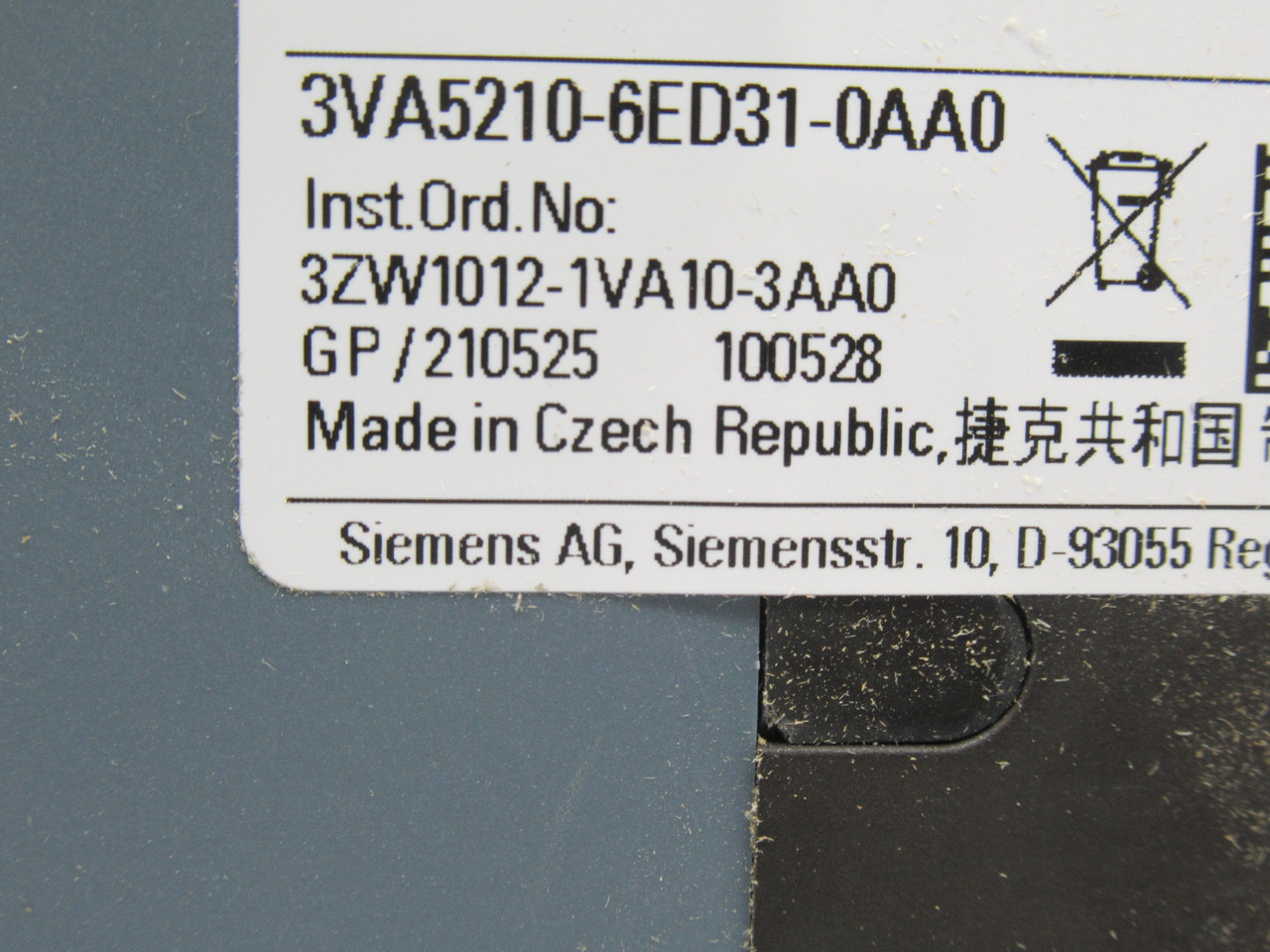 Siemens 3VA5210-6ED31-0AA0 Circuit Breaker 100A 800V SHELF WEAR USED