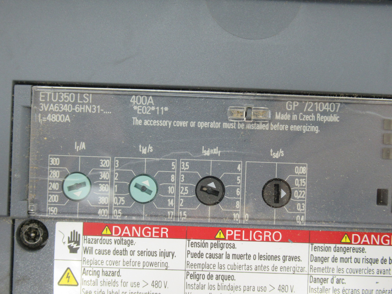 Siemens 3VA6340-6HN31-0AA0 Electronic Trip Circuit Breaker 400A 800V 3-Pole USED