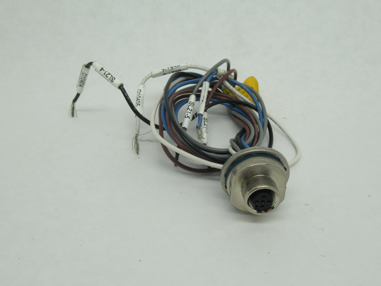 Molex 8R5000A16M020 Micro-Change Receptacle Female 1/2" NPT 20" Length USED
