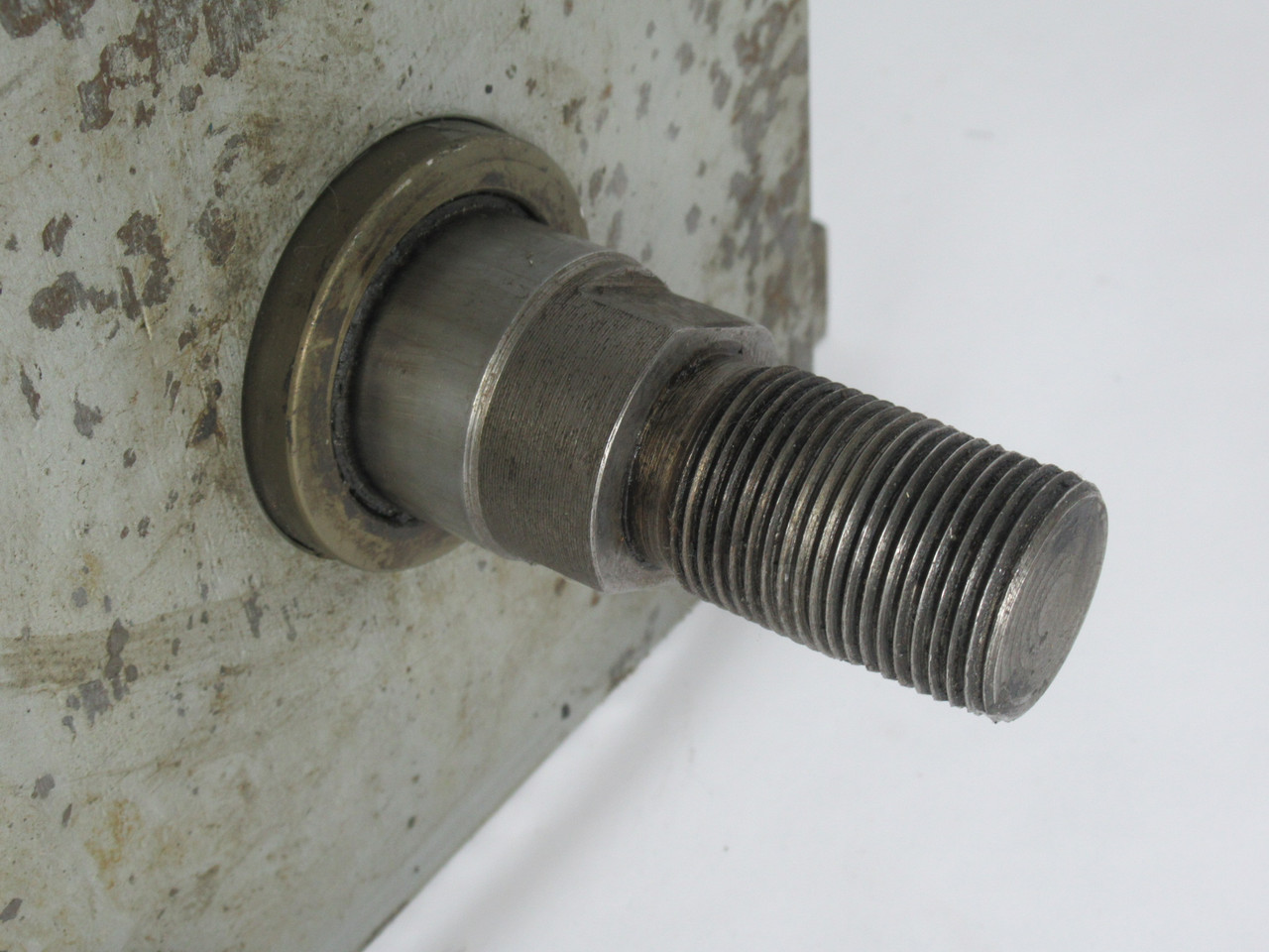 Mead SE-600X4.0000FT Pneumatic Cylinder 6" Bore 4" Stroke USED