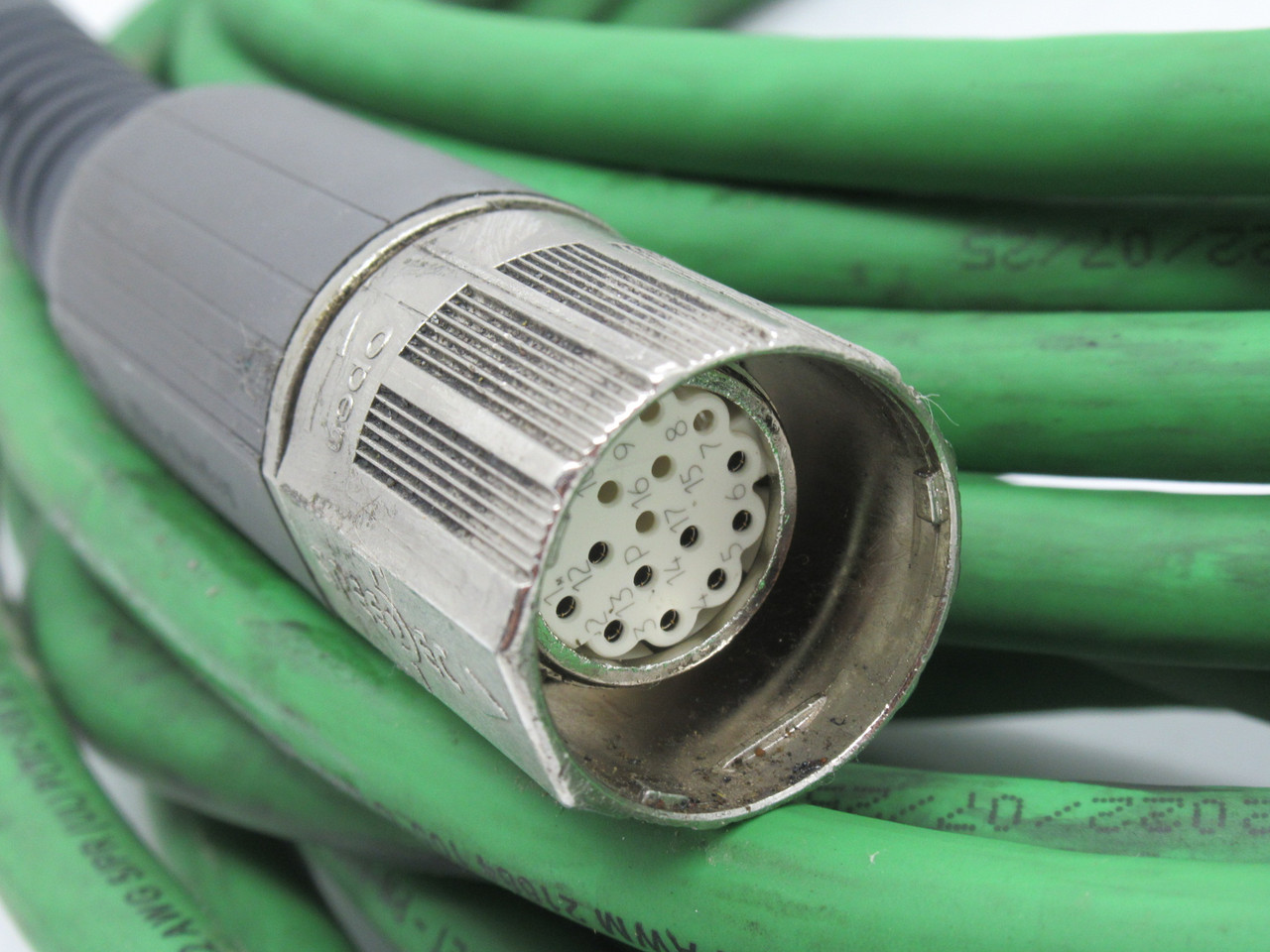 Allen-Bradley 2090-CFBM7DF-CEAA15 Series A Motor Feedback Servo Cable 15m L USED