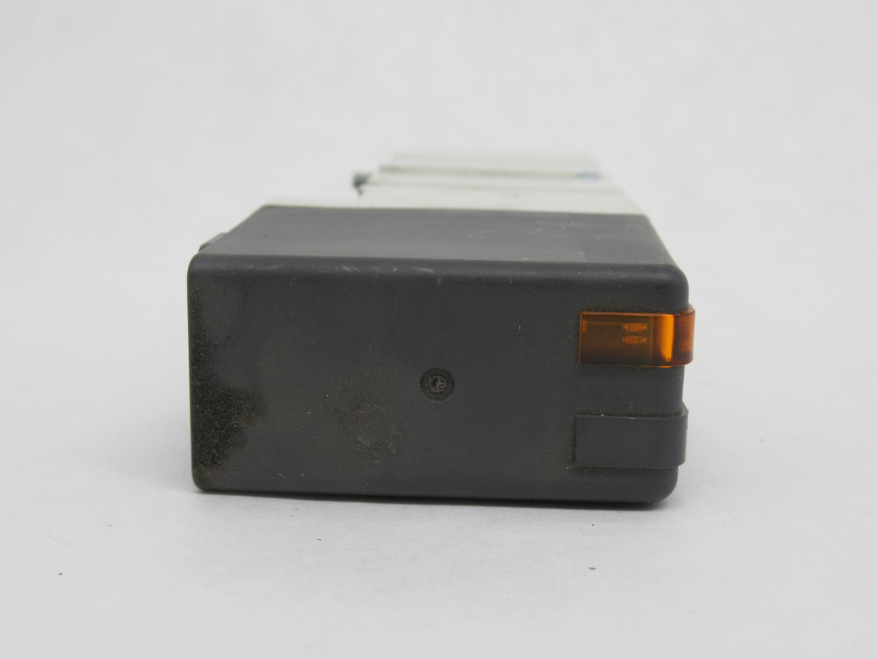 SMC VQC4101-51 Plug-In Solenoid Valve 24VDC 5-Port 0.2-1.0MPa USED