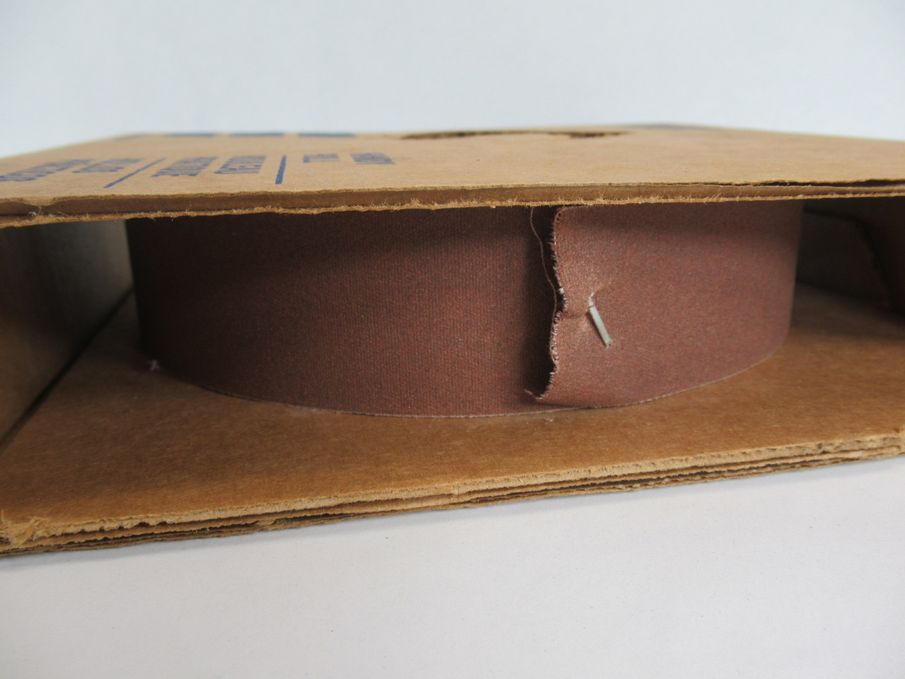 Norton 66261126282 Abrasive Roll K225 P240 Grit 1-1/2" x 50 Yards NEW