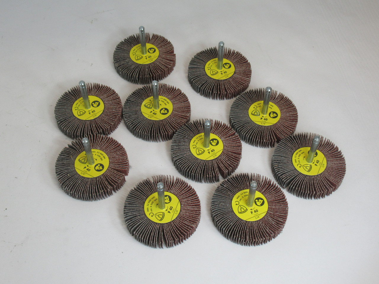 Klingspor 279233 KM 613 Abrasive Mop 3" x 1/2" x 1/4" 10-Pack BOX DAMAGE NEW