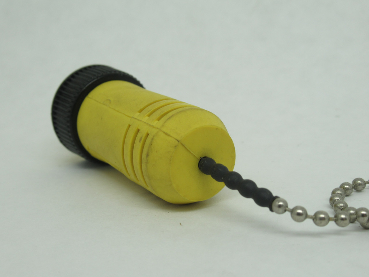 Brad Harrison 1300180468 Male Shorting Plug w/ Chain 8-Pin Yellow USED
