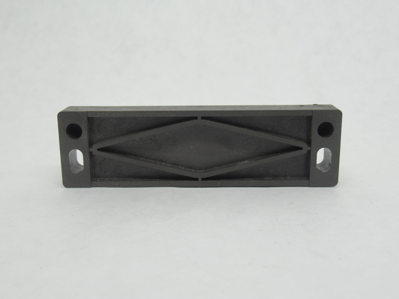 Schmersal SPACER BN 31/33 Mounting/Spacer Block for Safety Sensor/Actuator USED