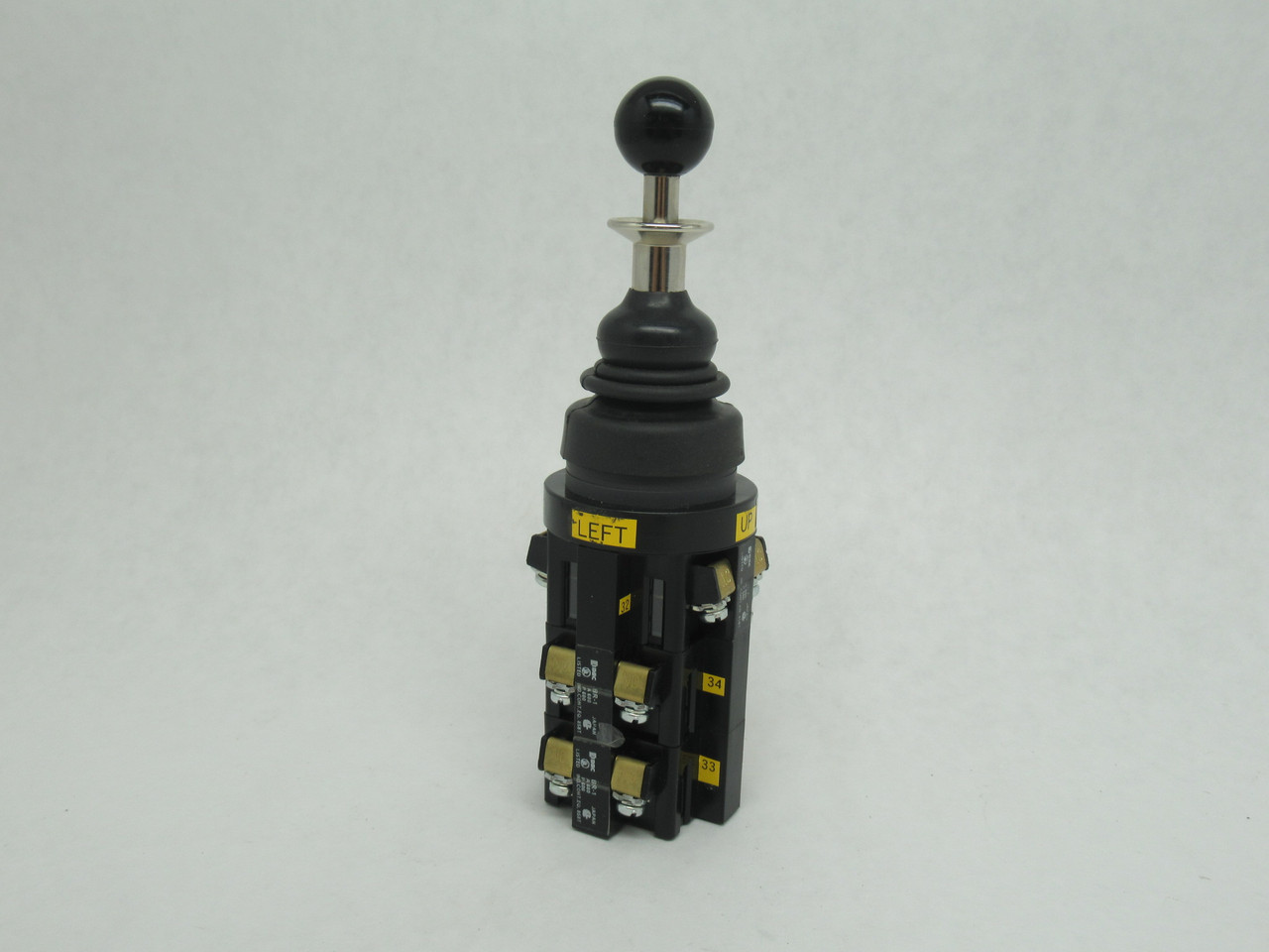 IDEC ARNL3-2222-01.20.10.20 Interlocking Lever Switch 4-Position 600V 10A USED