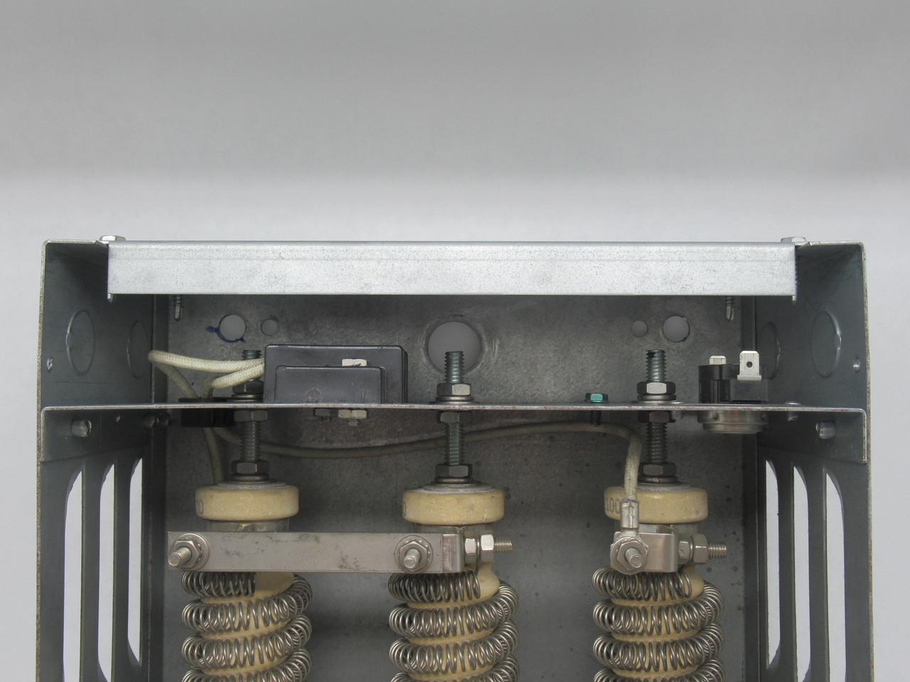 Powerohm PF32R1K20-W Braking Resistor 32 Ohm 1200W USED