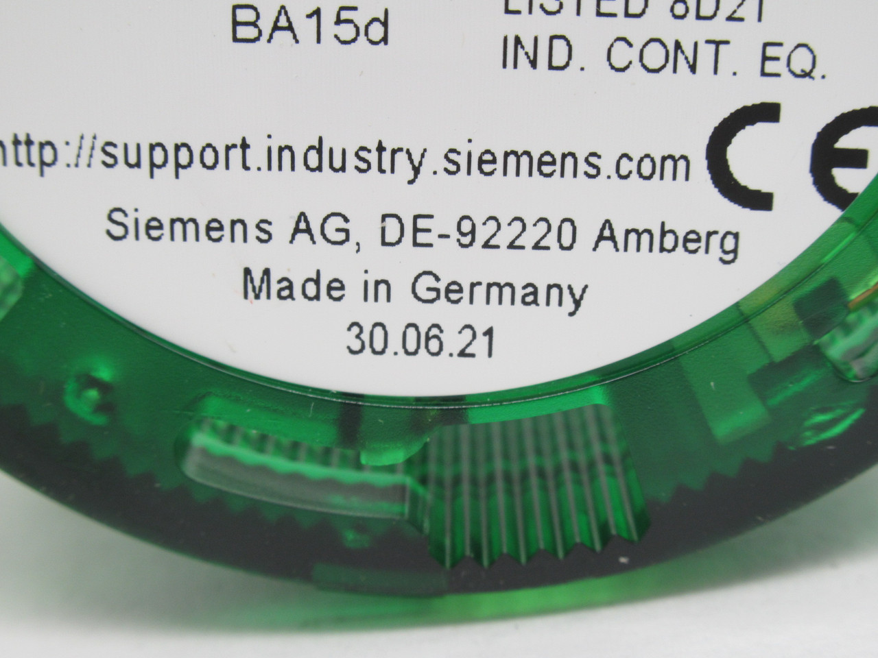 Siemens 8WD4400-1AC Continuous Light Element Green 230V 5W 70mm D USED