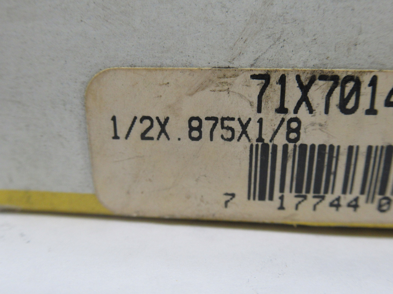 Garlock 71X7014-26001-7014 Oil Seal 0.875" OD 0.5" ID 0.125" W SHELF WEAR NEW