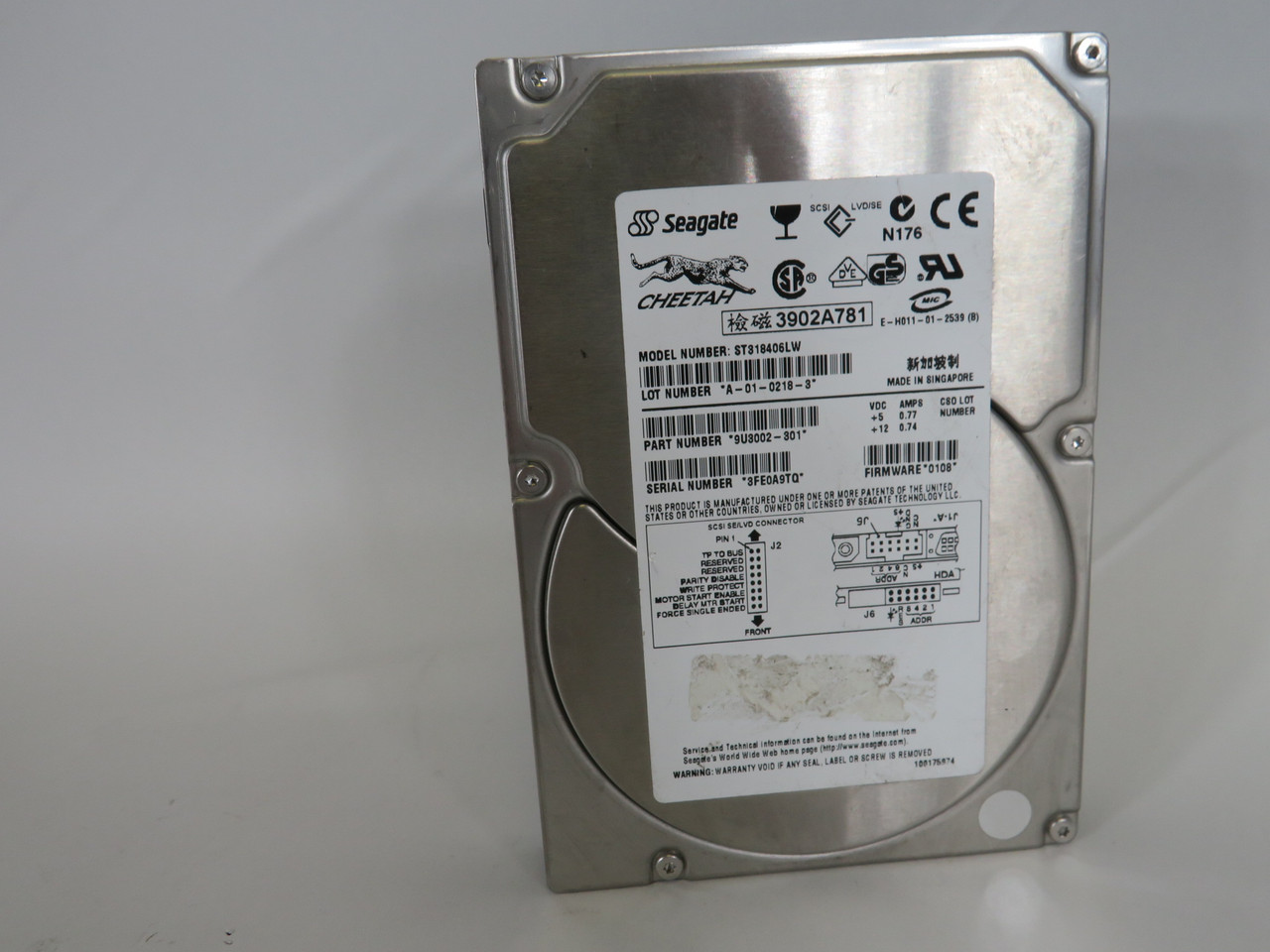Seagate ST318406LW SC SI U160 Hard Drive 18GB 68 Pin +5VDC .77A +12VDC .74A USED