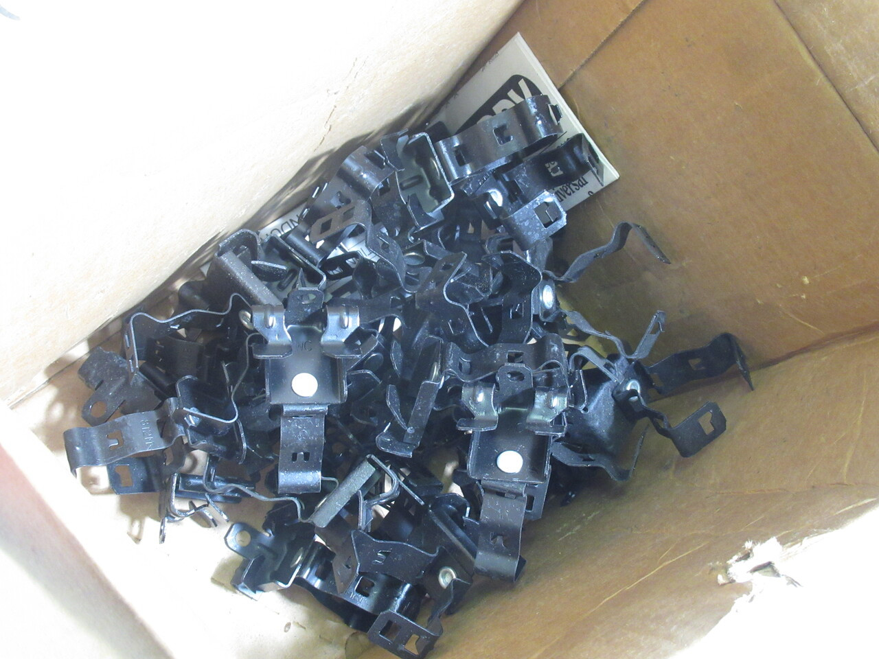 Caddy 812M24 Combination Conduit Hanger For 1/2" or 3/4" EMT Lot of 35 NEW