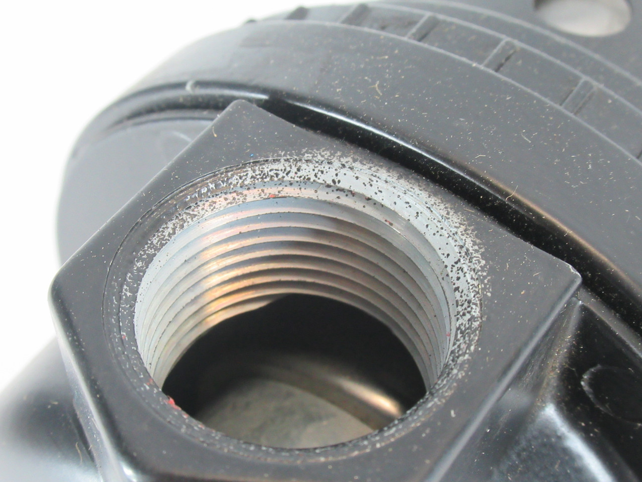 Wilkerson F30-08-000 Auto-Drain Filter 1" NPT 323 SCFM SHELF WEAR/BOX DAMAGE NEW