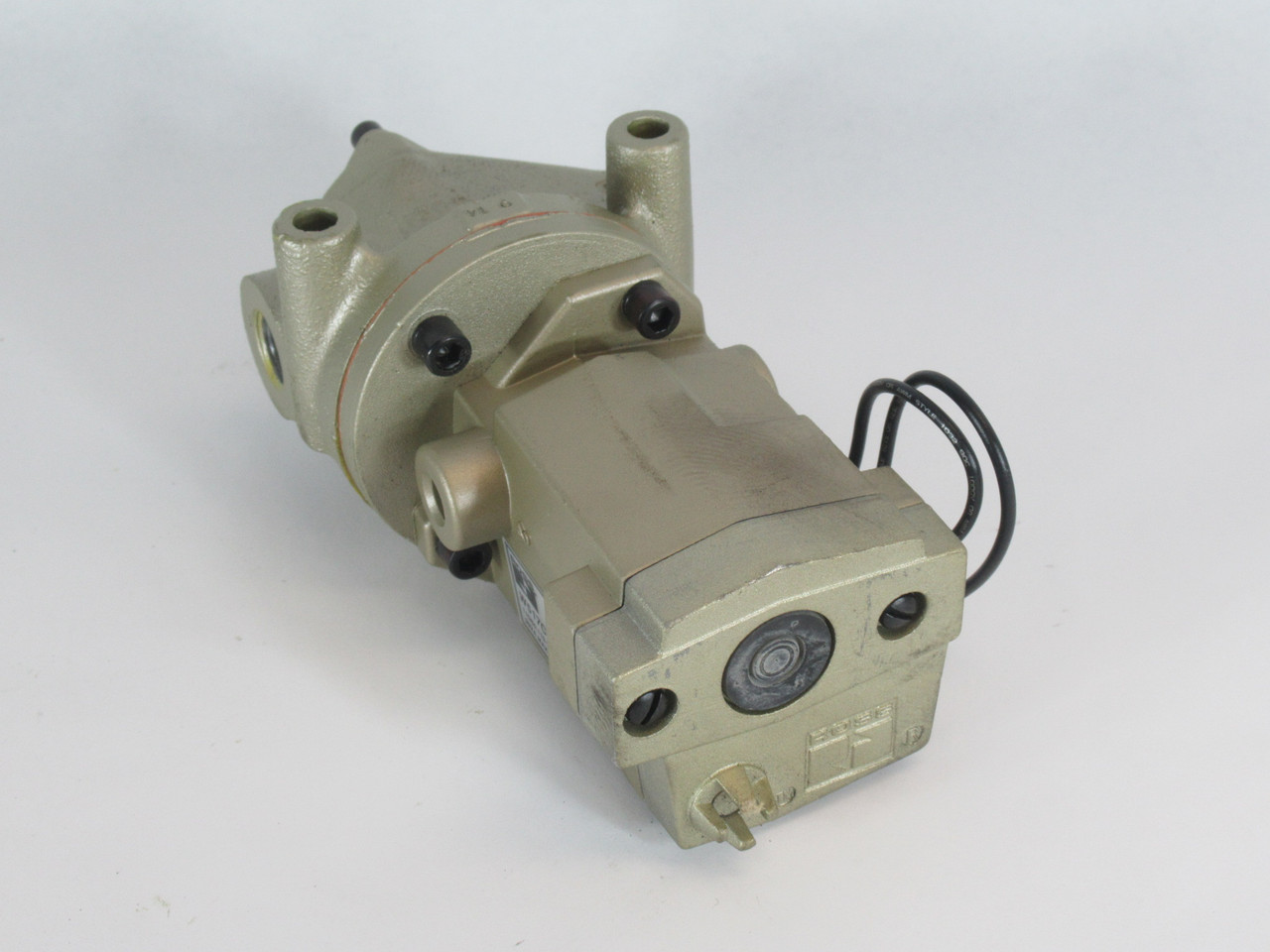 Ross 2773B3001Z Poppet Solenoid Valve 110V/50Hz 110-120V 60Hz SHELF WEAR NEW