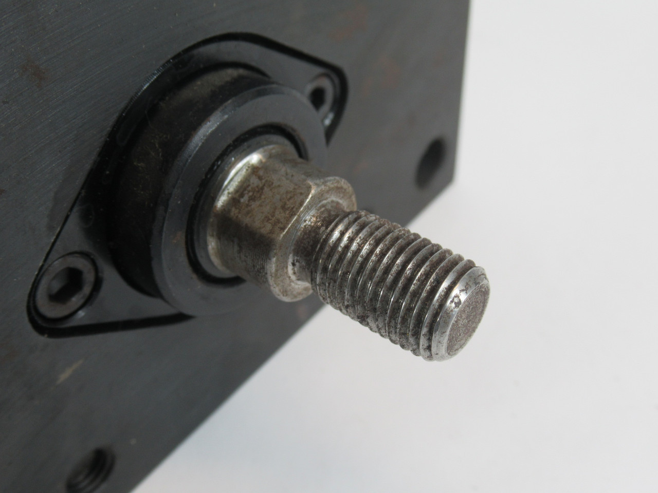 Numatics F1AM-09A1D-LAA0 Air Cylinder 2-1/2" Bore 9" Stroke SHELF WEAR NOP