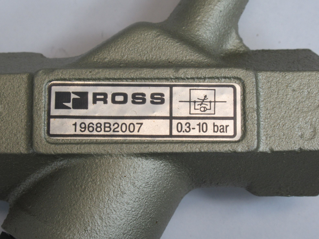 Ross 1968B2007 Flow Control Valve 2/2 1/4" NPT SHELF WEAR/BOX DAMAGE NEW