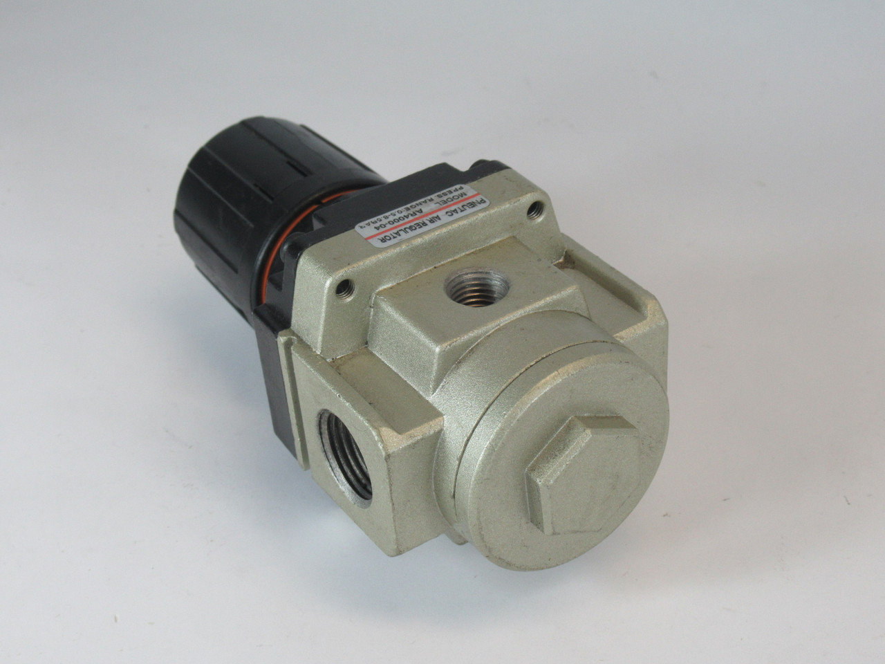 Pneutac AR4000-04 Regulator w/o Gauge 1/2" NPT 0.5-8.5 bar USED