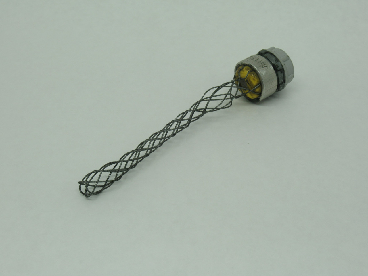 Amtec 7303-002 Strain Relief Cable Grip 0.32-0.43 Range 1/2"NPT 3.75" L USED