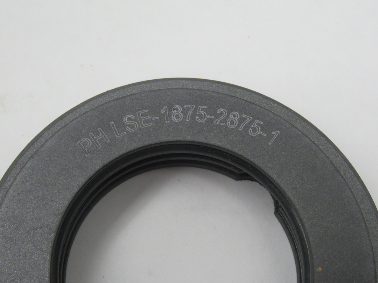 JM Clipper LSE-1875-2875-1-1 Bearing Isolator 1.875X2.875" Shaft SHELF WEAR NEW