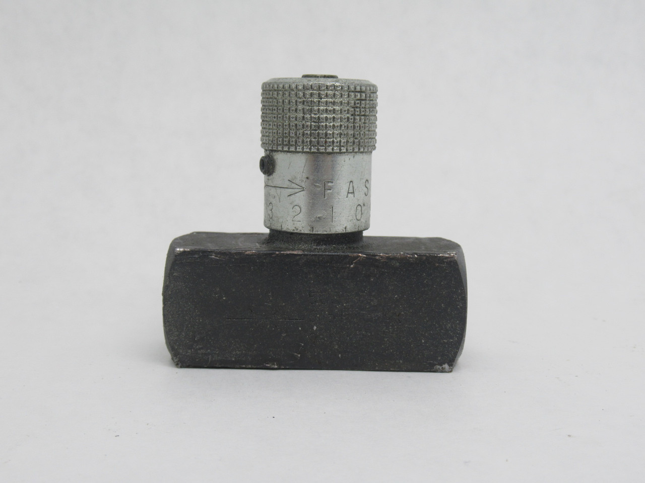 Parker N600S In-Line General Purpose Needle Valve 3/8" NPT 5000 psi USED