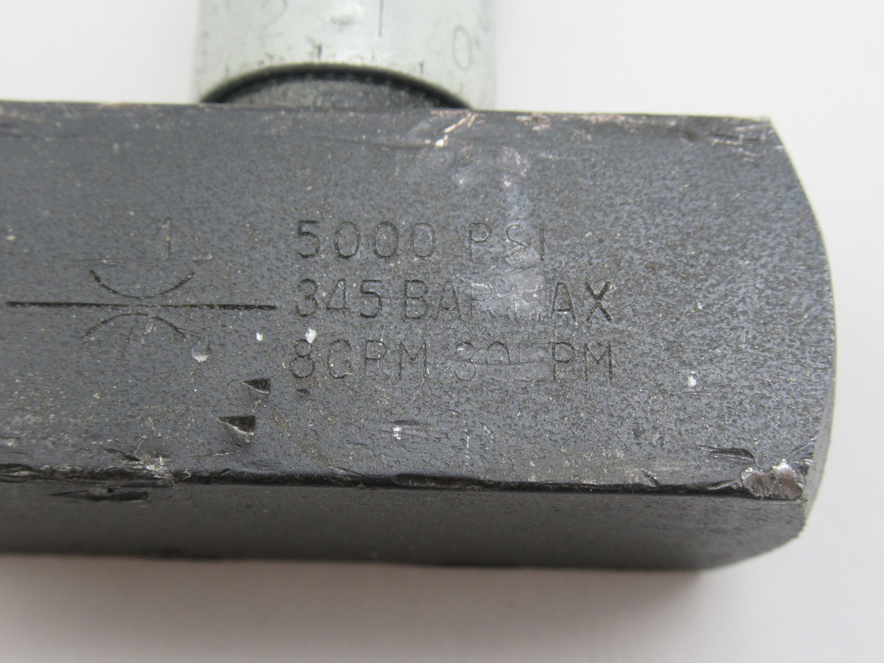 Parker N600S In-Line General Purpose Needle Valve 3/8" NPT 5000 psi USED