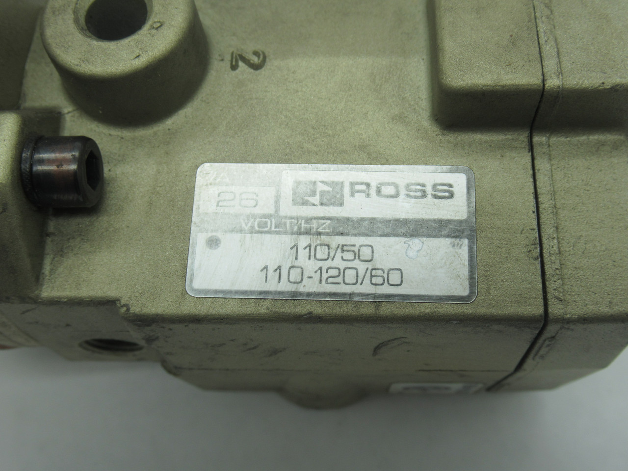 Ross 2774B3001Z Poppet Solenoid Valve 110V/50Hz 110-120V/60Hz 3/8" NPT USED