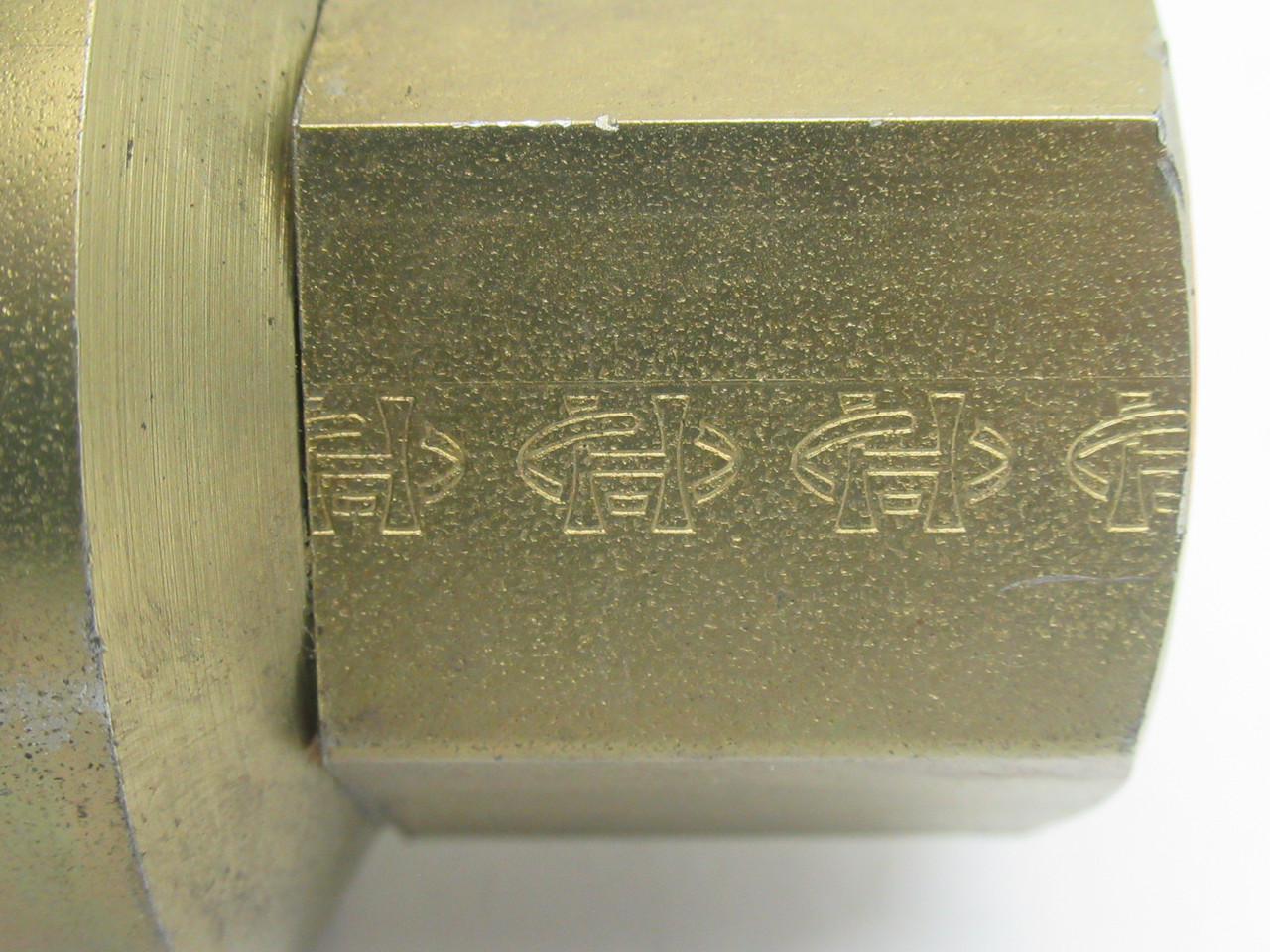 Hydraulics Inc. 9S16PF16-PF16 90-Deg Swivel Joint 1" Female NPT SHELF WEAR NOP