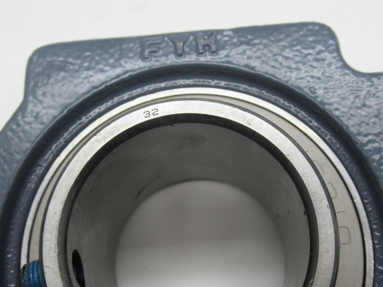 FYH UCT210-32 Take-Up Bearing 2" Bore SHELF WEAR/NO GREASE FITTING NEW