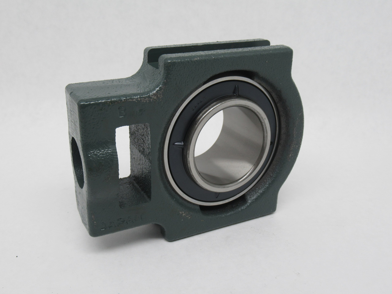 NSK UCT210-200D1 Take-Up Bearing 2" Bore SHELF WEAR NEW