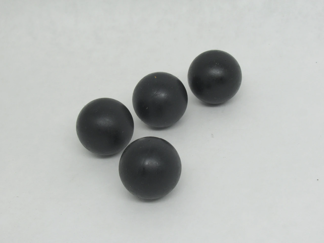 Versa-Matic V191BN Valve Ball for Pump Lot of 4 NOP