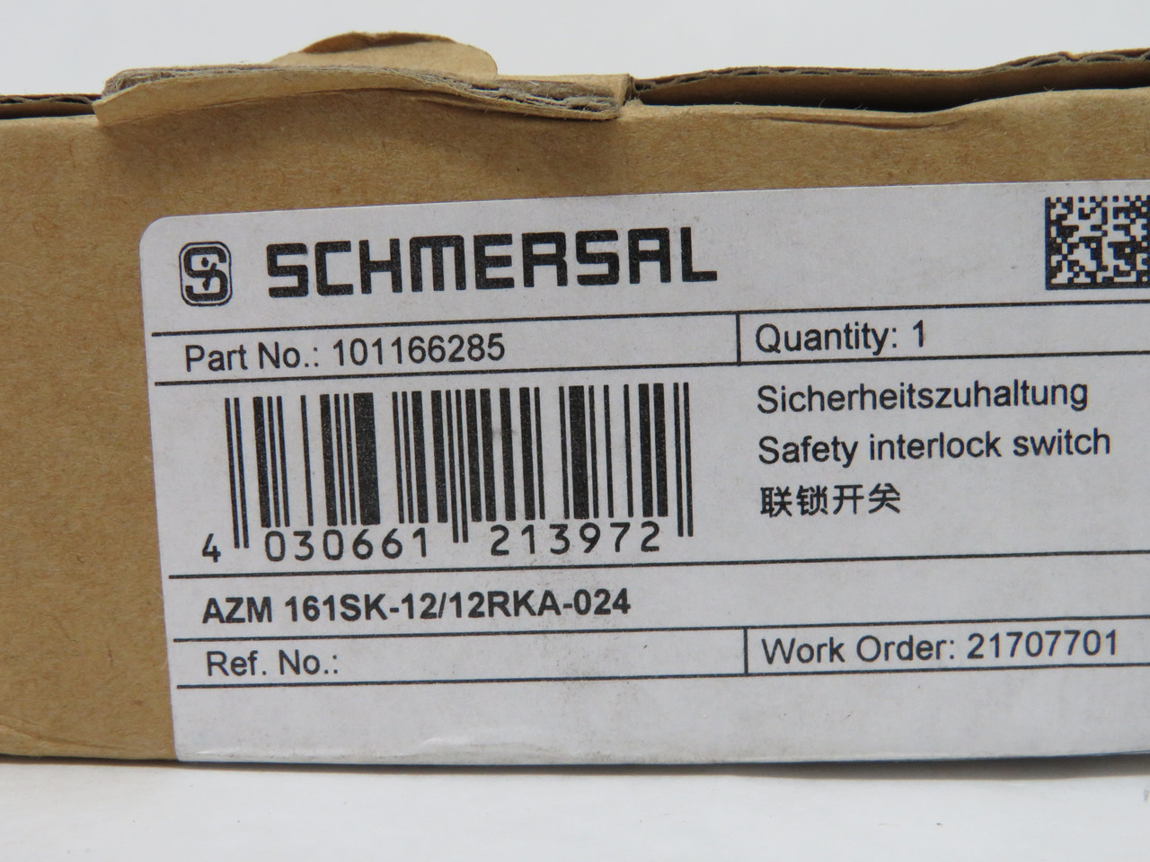 Schmersal 101166285 Solenoid Keyed Interlock Switch DMG BOX/SHELF WEAR NEW