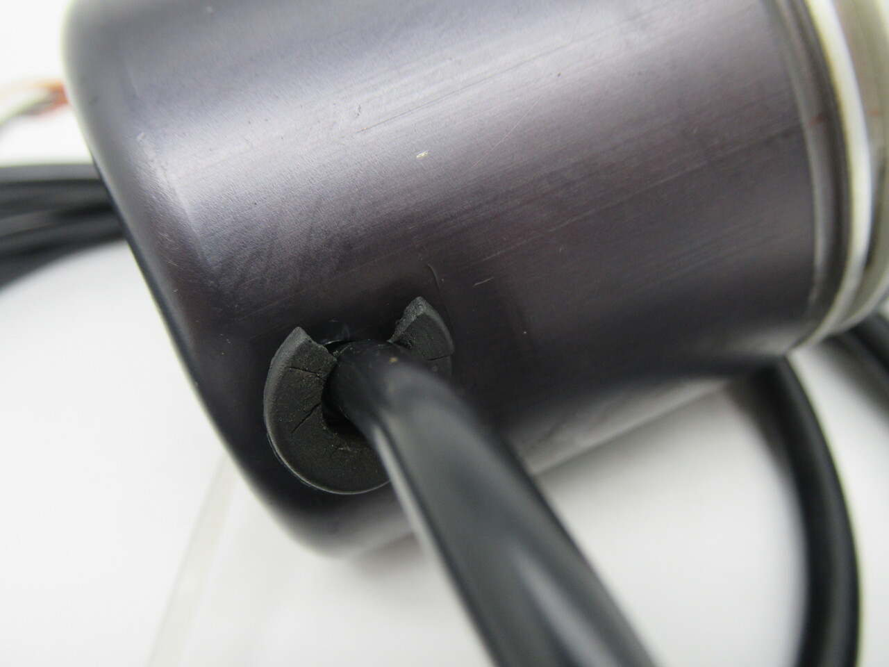 IHI RI-1000-15SJ Rotary Encoder 15VDC 87" Cable SHELF WEAR USED