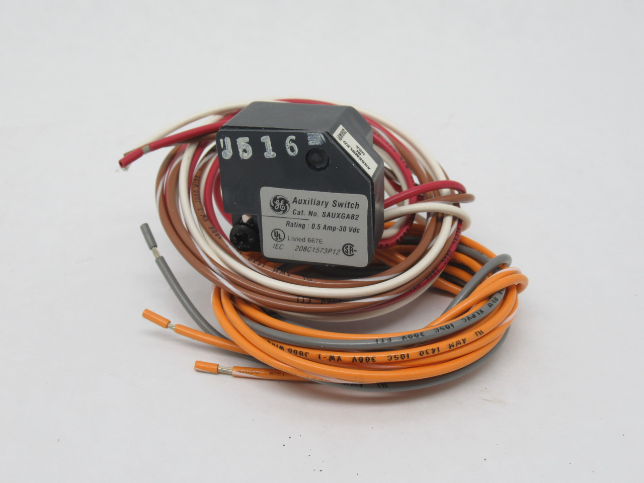 General Electric SAUXGAB2 Auxiliary Switch 30VDC 0.5A DMG BOX/SHELF WEAR NEW