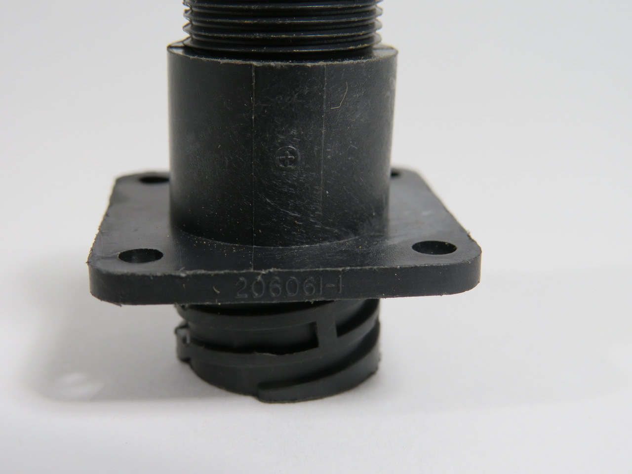 Amphenol 206061-1 Circular Connector 4-Position Socket NWB - Industrial ...