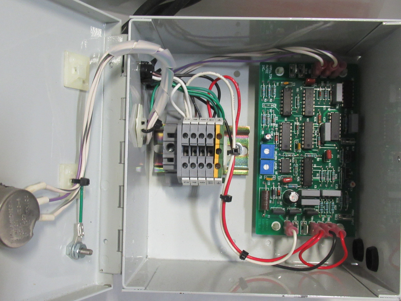 Hamilton Plastic Systems VL1510-225RCFDB120 Ratio Loader 120V 1Ph 0.1A USED